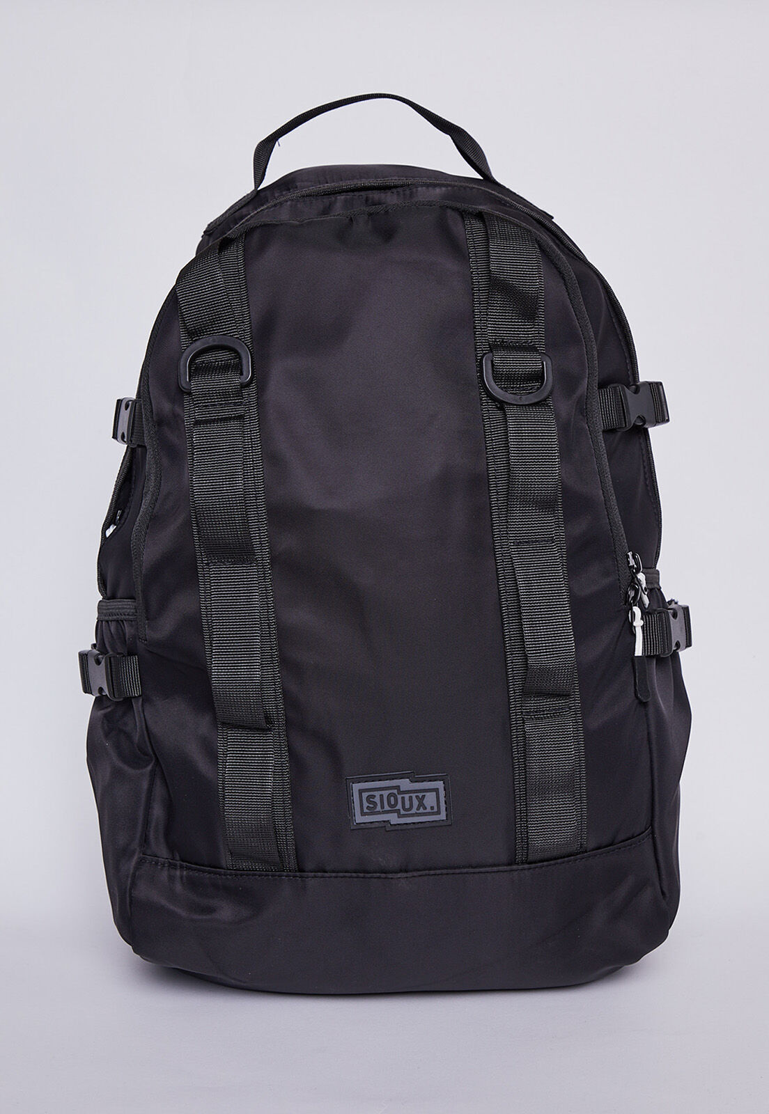 SIOUX JEANS Moda y Tendencia SIOUX JEANS Compre Mochila Negra Multicompartimento Sioux Por CLP 19990 SIOUX JEANS
